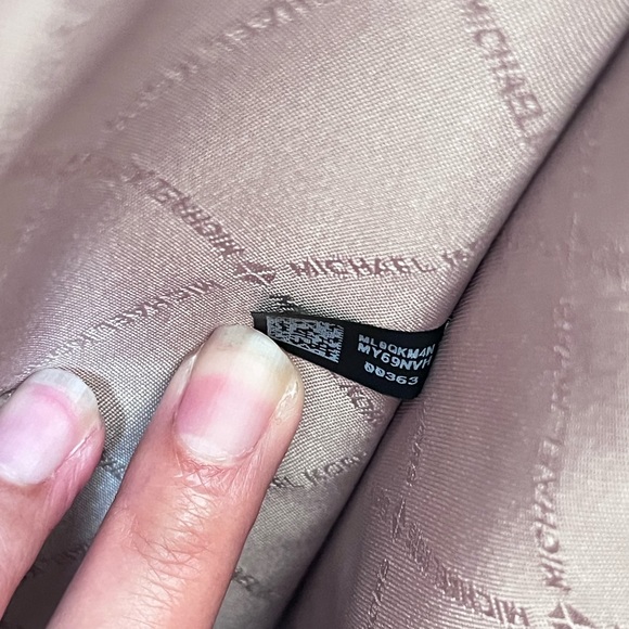 🌼Michael Kors Set - Picture 12 of 16